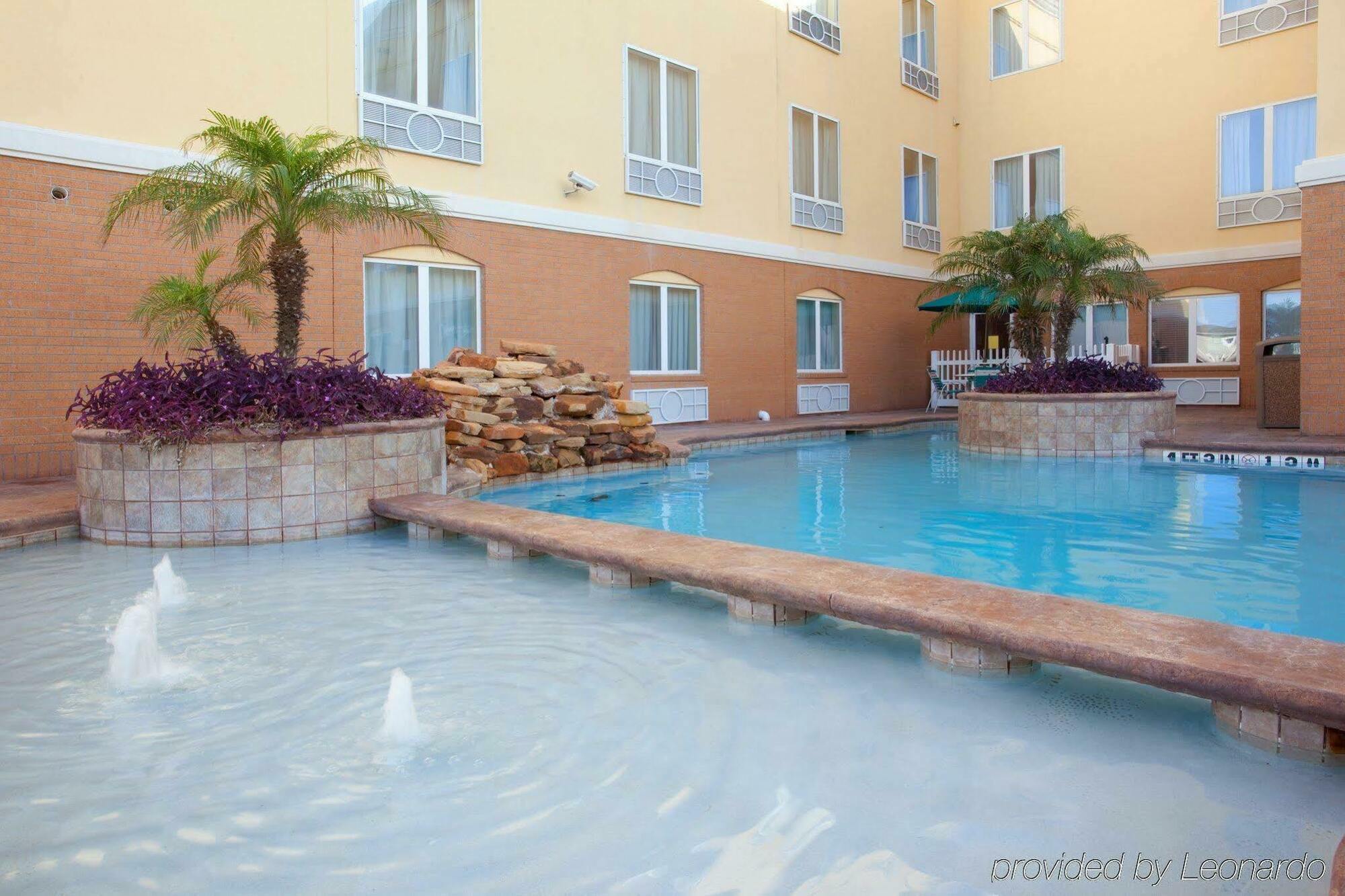 Hotel Express And Port Aransas/beach Area By Ihg