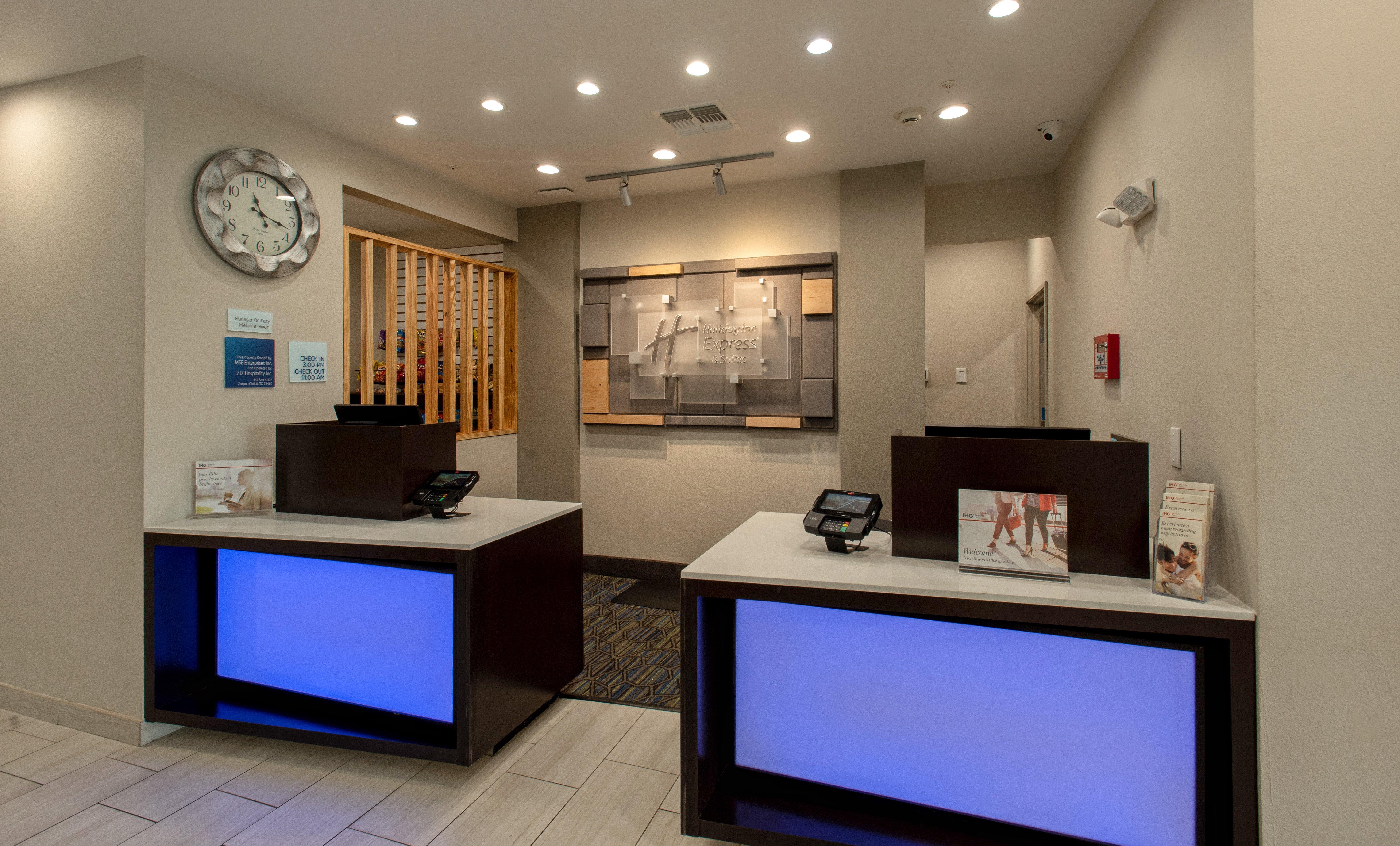Express And Port Aransas/beach Area By Ihg 2*