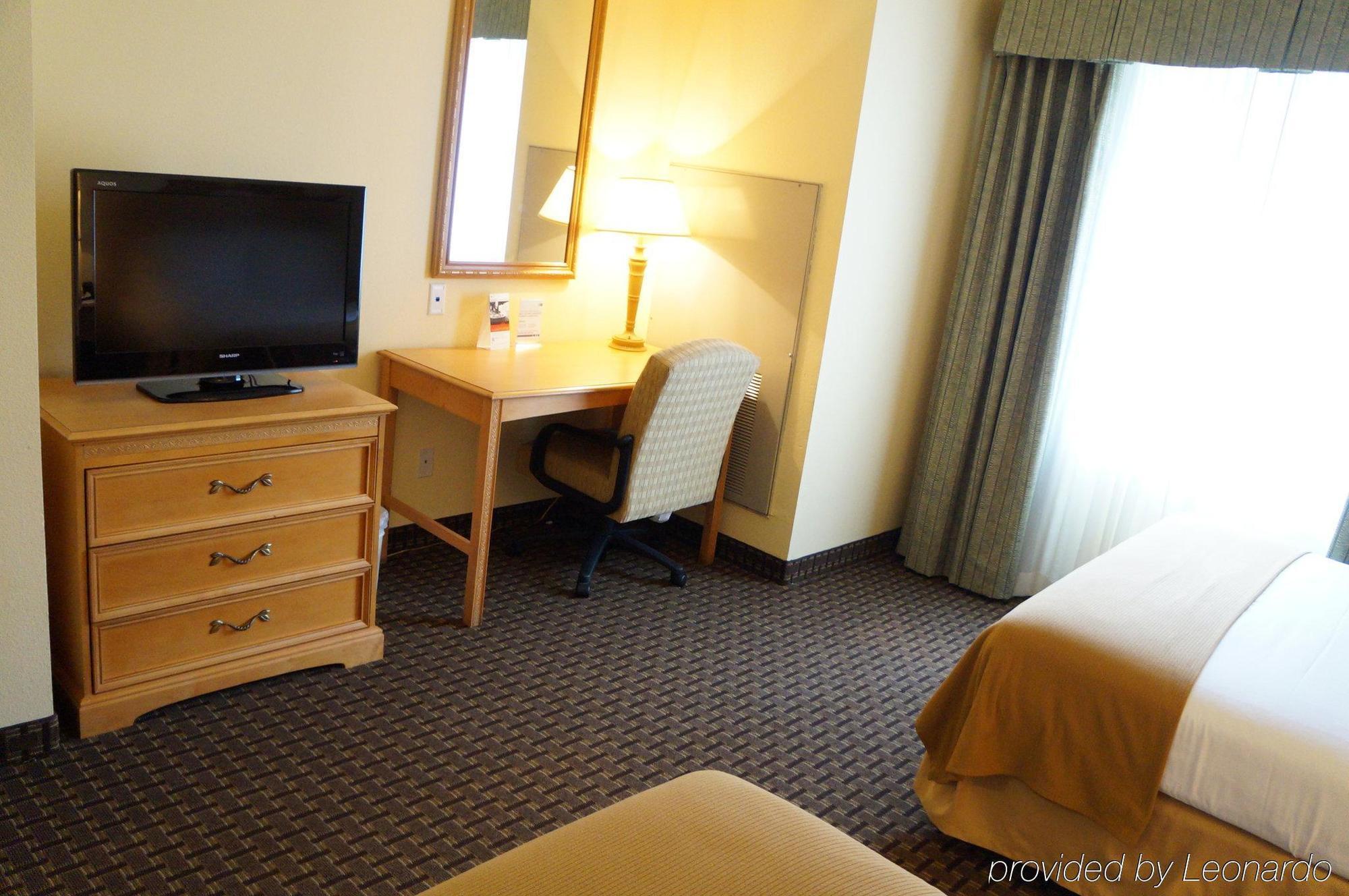 Express And Port Aransas/beach Area By Ihg